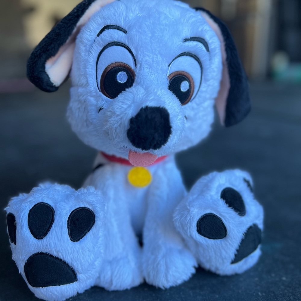 Big Feet Lucky plush 101 Dalmations